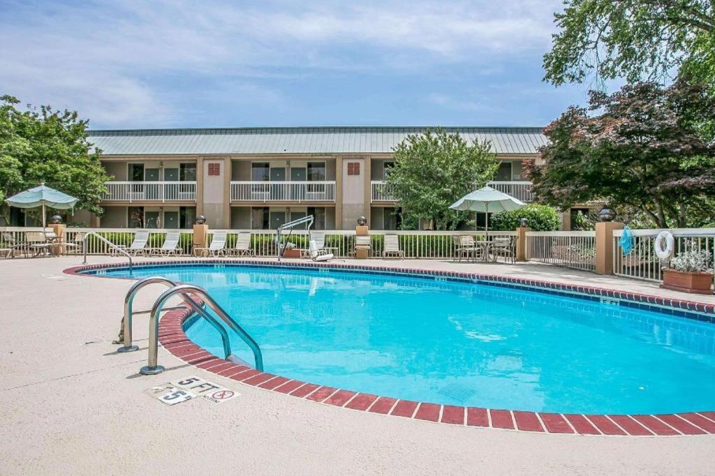 Quality Inn Sumter Εξωτερικό φωτογραφία